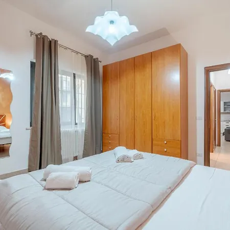 Aurora Functional Flat Apartment